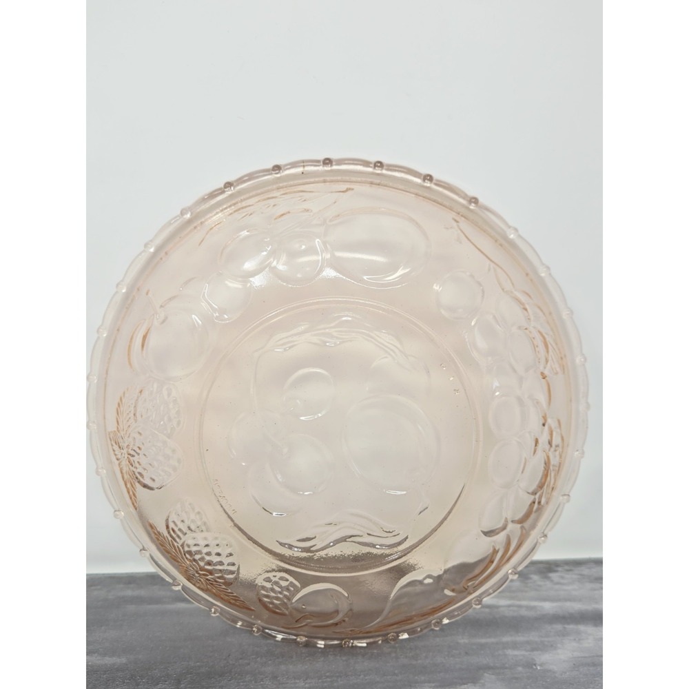 Vintage Pink Glass Bowl KIG Indonesia Fruit Pattern‎ Depression Glass - Picture 3 of 7